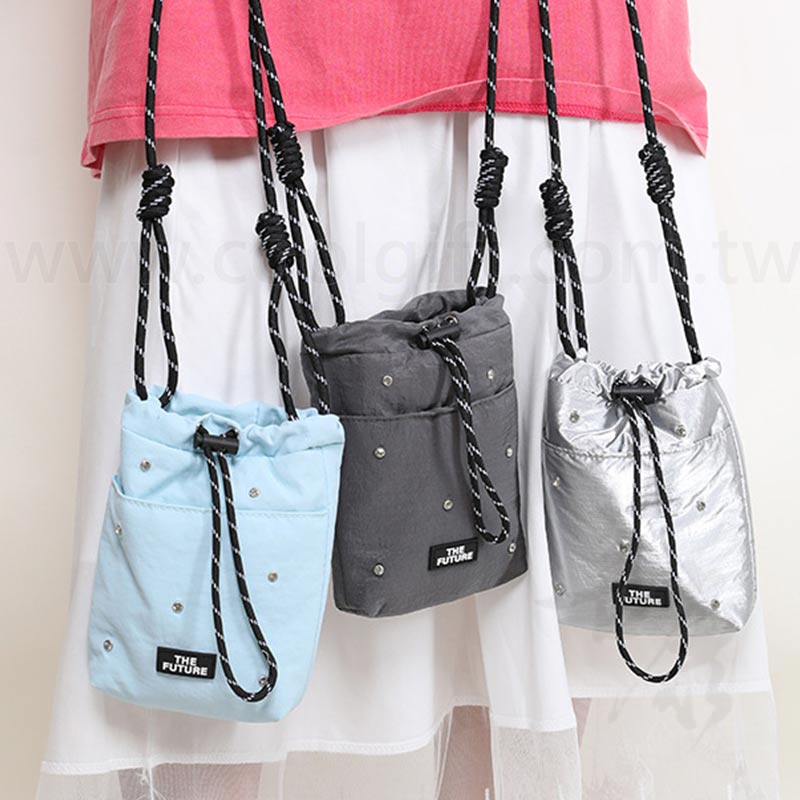 百搭手機斜背包